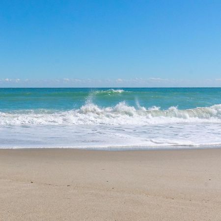 Tuckaway Shores Resort Мелбърн Екстериор снимка