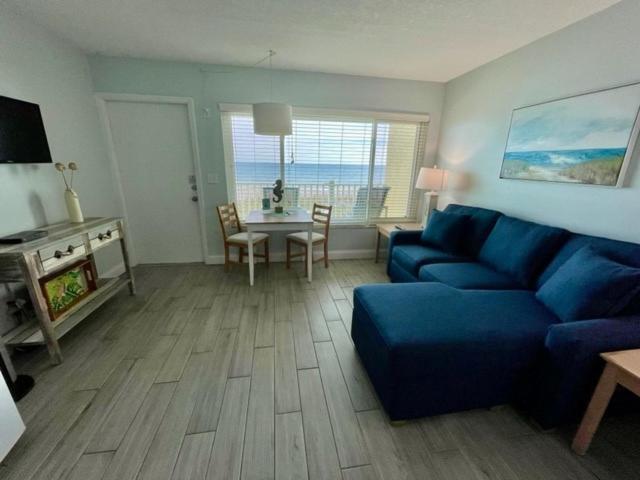 Tuckaway Shores Resort Мелбърн Екстериор снимка