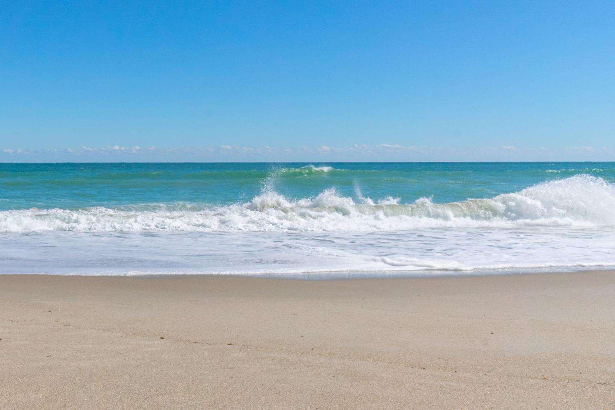 Tuckaway Shores Resort Мелбърн Екстериор снимка
