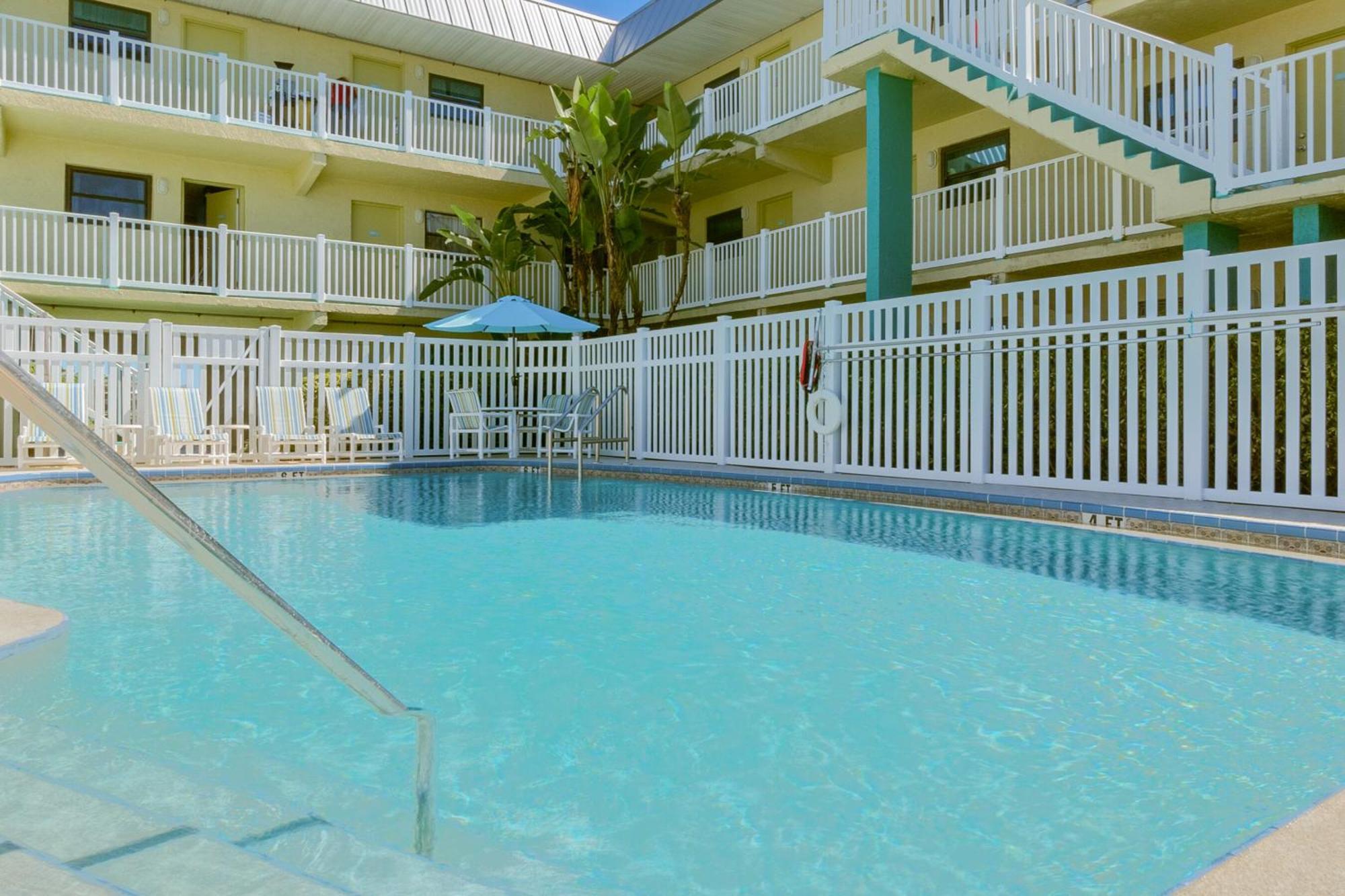Tuckaway Shores Resort Мелбърн Екстериор снимка